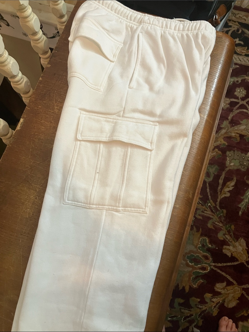 TNA White Relaxed Cargo Sweats small